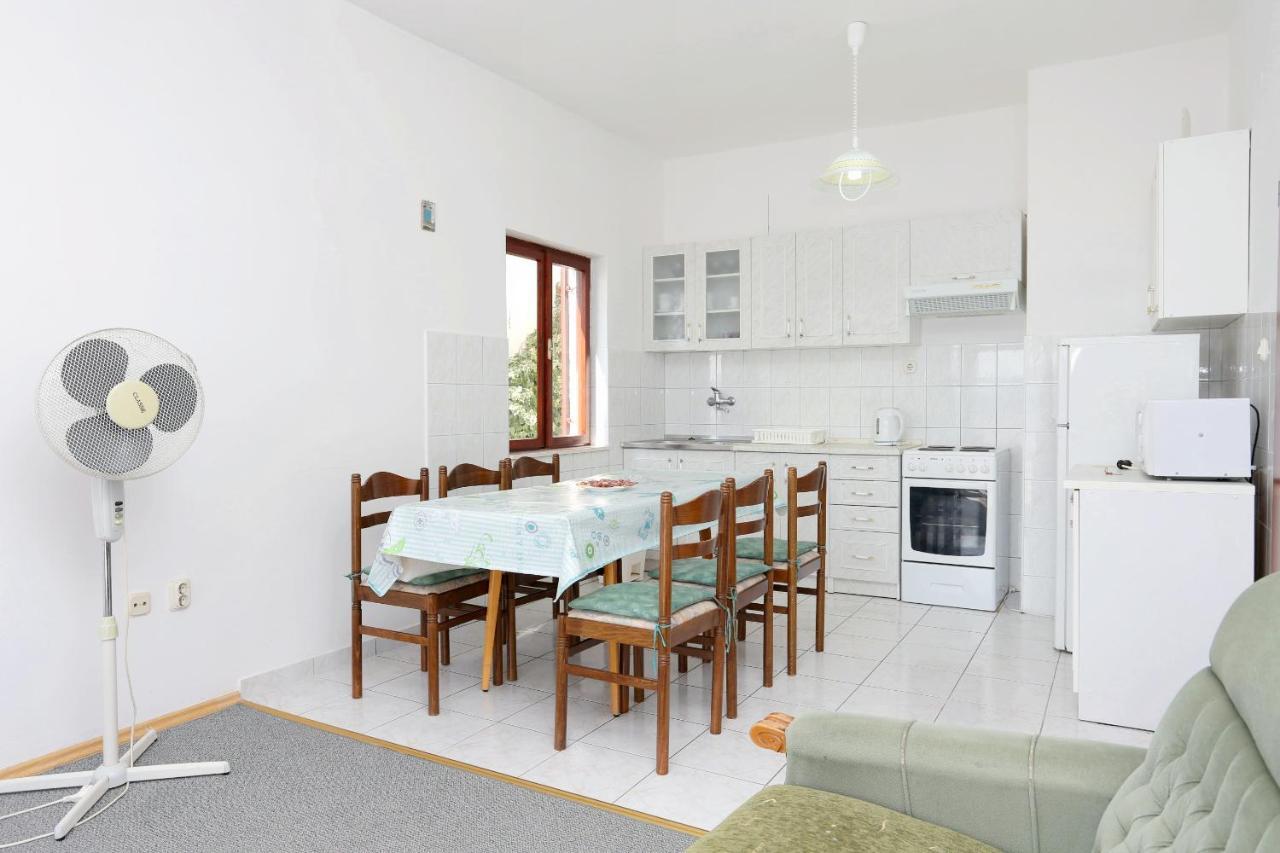 Apartments With A Parking Space Lokva Rogoznica, Omis - 10358 외부 사진